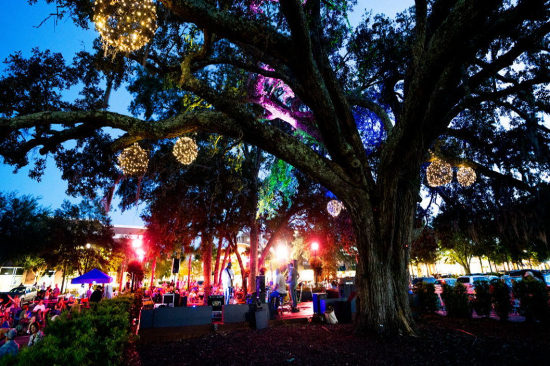 Live Under the Oaks