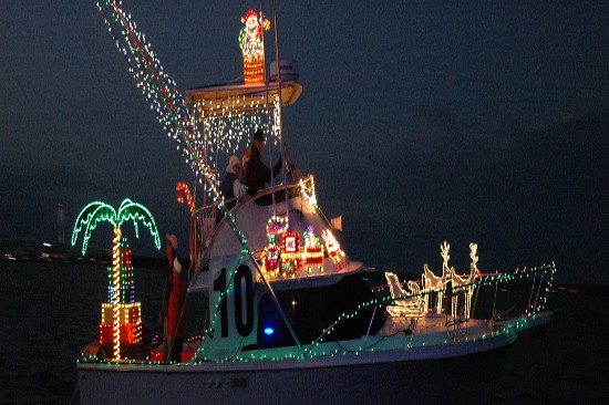 Holiday Parade of Boats Holiday Parade of Boats
