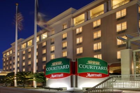 Charleston SC Full-Service Hotels