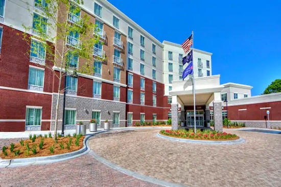 Hilton Garden Inn 
Mount Pleasant