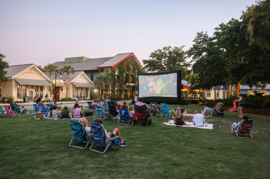 Holiday Starlight Cinema Series Holiday Starlight Cinema Series