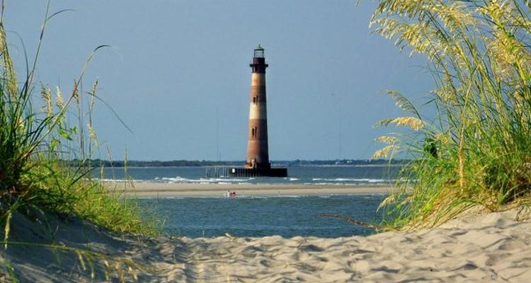 Morris Island Lighthouse Visitors Guide with Information, Photos, and Map. 