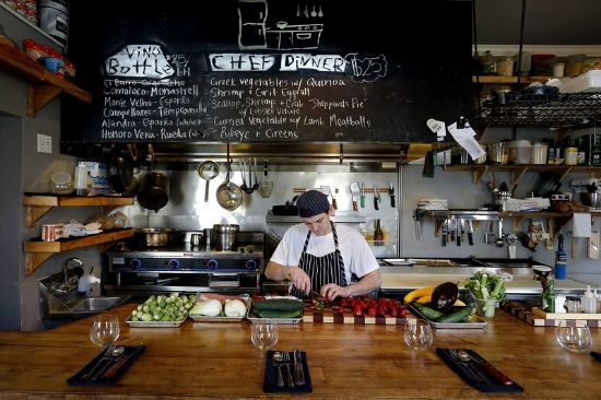 R Ktichen Charleston