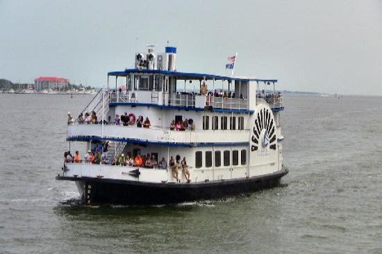 ship tours charleston sc